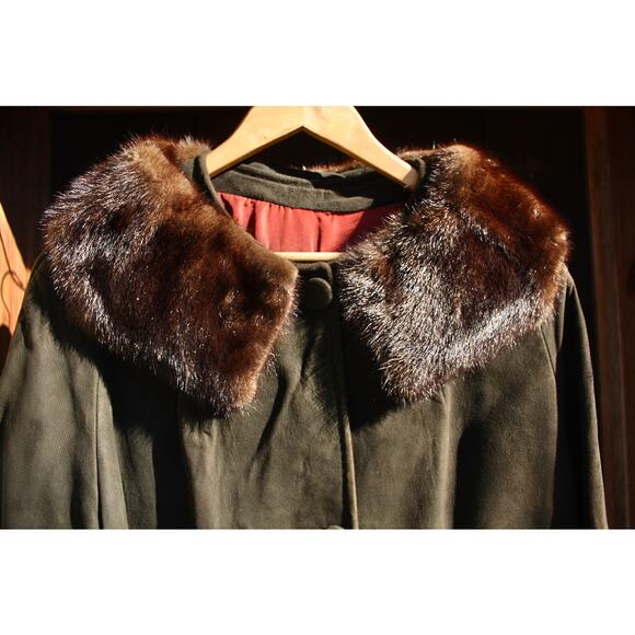 Vintage 60s Suede Fur Collar Coat | Chocolate Brown Mink Trim | Size M/L - Picture 10 of 14